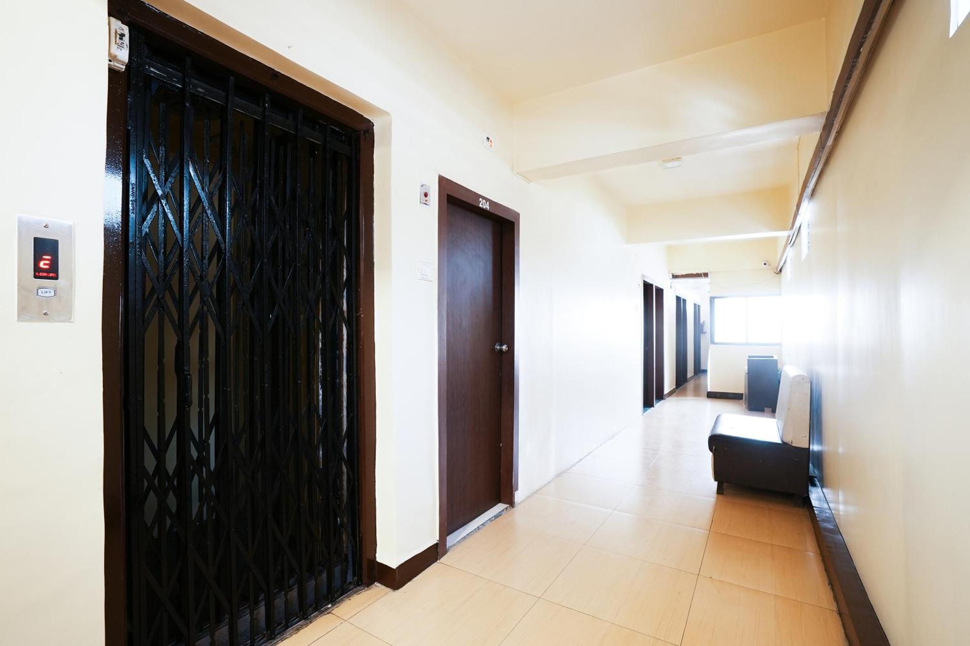 Hotel Della Comfort Near Ambreshwar Shiv Mandir, Ambernath Amarnath Екстер'єр фото
