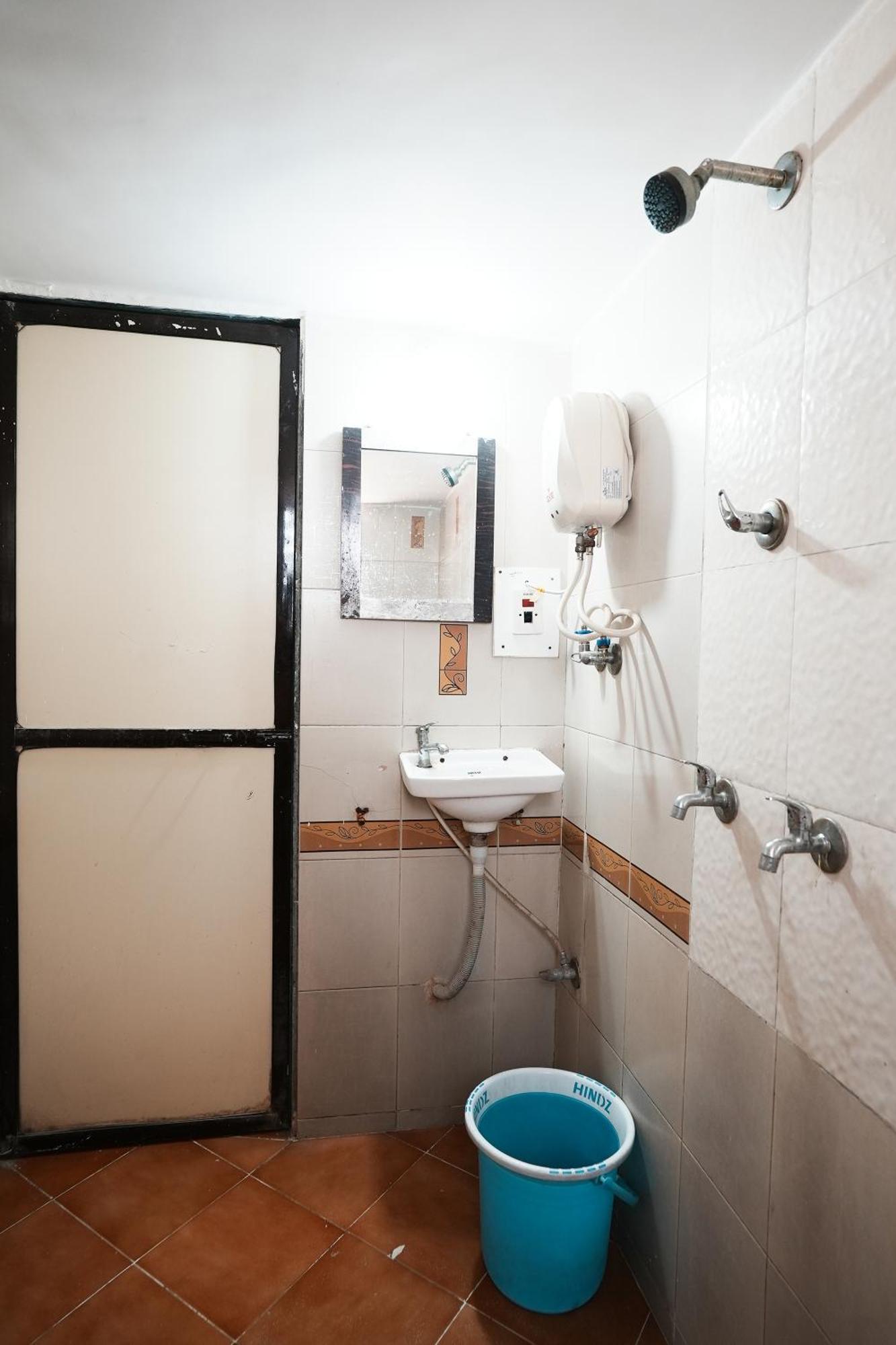 Hotel Della Comfort Near Ambreshwar Shiv Mandir, Ambernath Amarnath Екстер'єр фото