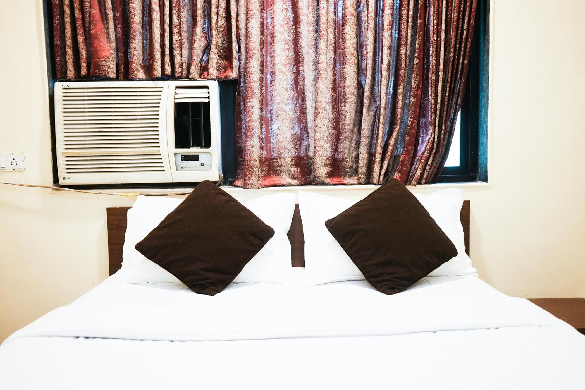 Hotel Della Comfort Near Ambreshwar Shiv Mandir, Ambernath Amarnath Екстер'єр фото